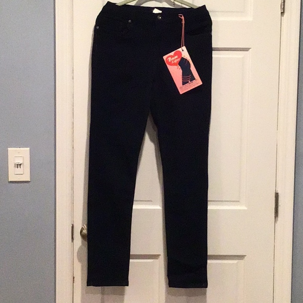 Dark wash, “Bum Lifter” Venus jeans